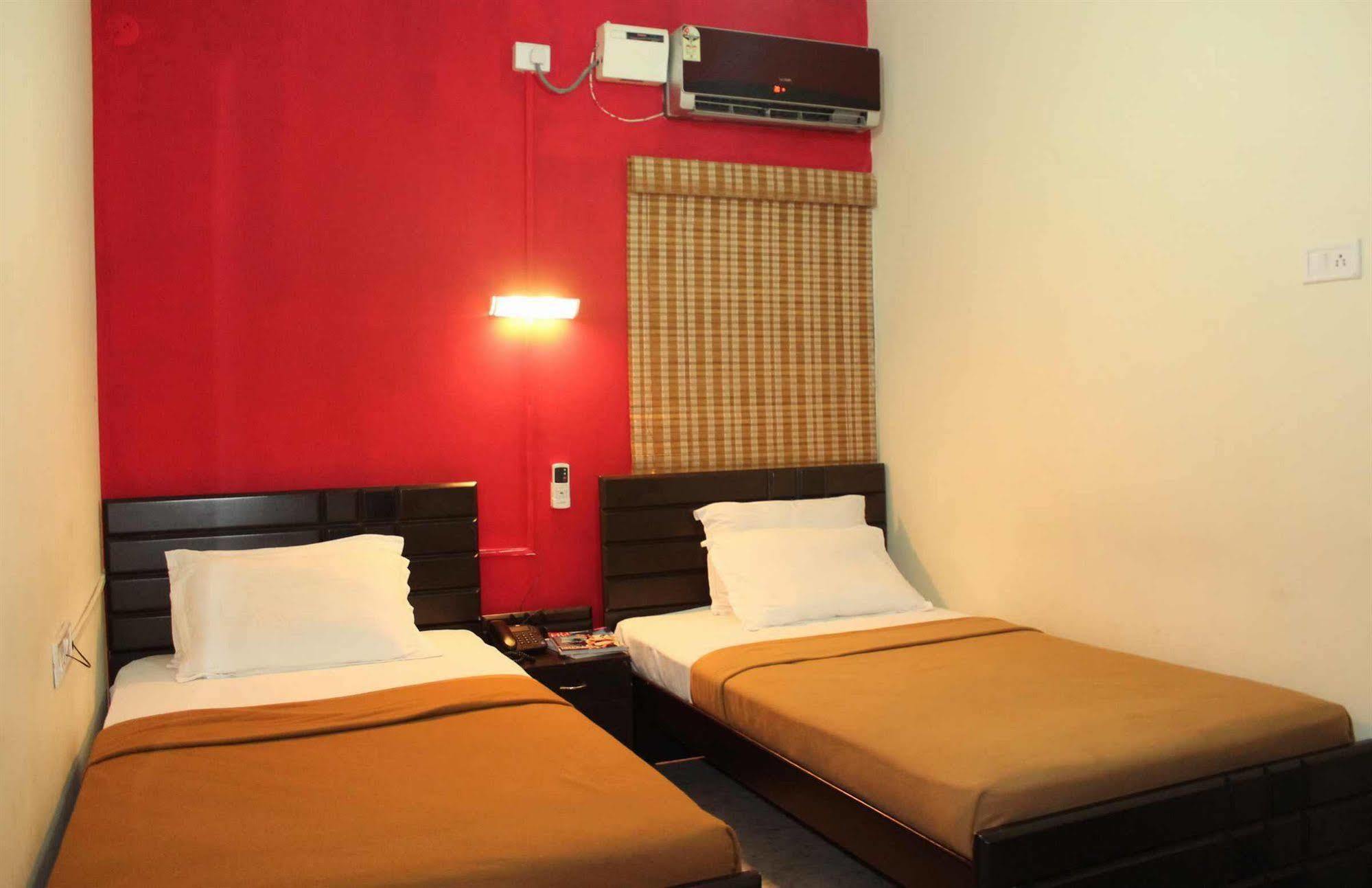 The New Casablanca Boutique Hotel 벵갈루루 외부 사진